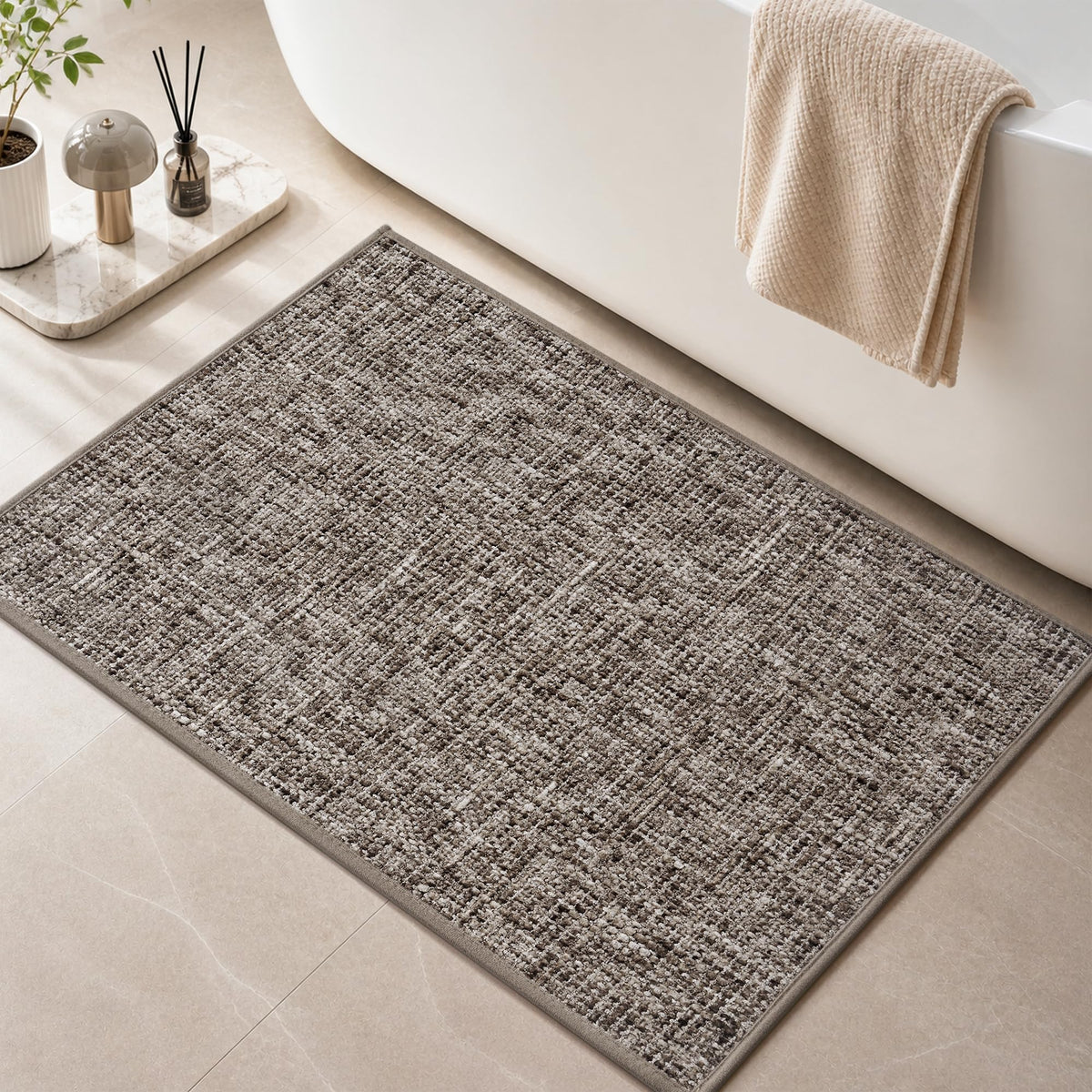 Chenille Bath Mat Non Slip Absorbent Quick Dry Bathroom Mat 17"x24", Beige